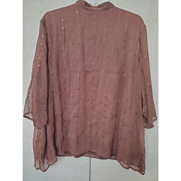 Maggie Barnes Brown Sequin Crepe Overlay Lace Neckline Blouse Size 3X (26/28) - Picture 4 of 5